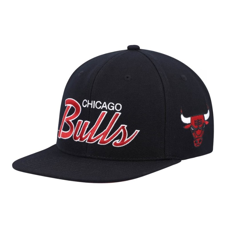 Men's Mitchell & Ness Black Chicago Bulls Hardwood Classics Script 2.0 Snapback Hat