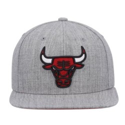 Men's Mitchell & Ness Heathered Gray Chicago Bulls 2.0 Snapback Hat