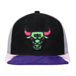 Men's Mitchell & Ness Black/Pink Chicago Bulls Day 5 Snapback Hat