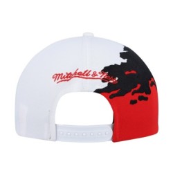 Men's Mitchell & Ness White/Red Chicago Bulls Hardwood Classics Paintbrush Snapback Hat