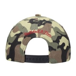 Men's Mitchell & Ness Camo Chicago Bulls Woodland Desert Snapback Hat