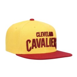 Men's Mitchell & Ness Gold Cleveland Cavaliers Core Basic Snapback Hat