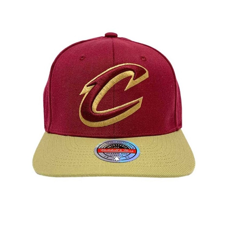 Burgundy and gold stretch-buckle hat