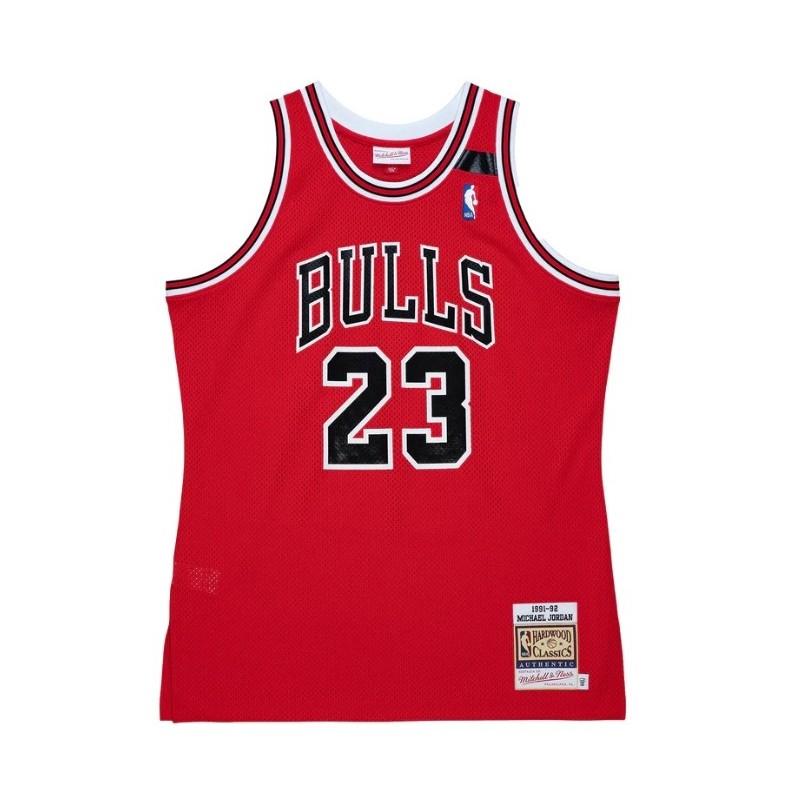 CHICAGO BULLS AUTHENTIC MITCHELL & NESS MICHAEL JORDAN 1991-92 JERSEY