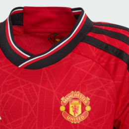 MINI KIT DOMICILE MANCHESTER UNITED 23/24